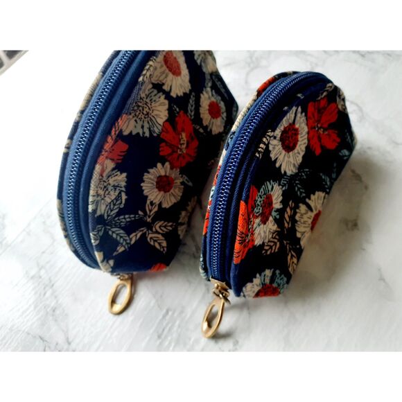 Coin Change Purse Wallet Set of 2 Different Sizes Navy Red White Floral Design - Picture 7 of 7